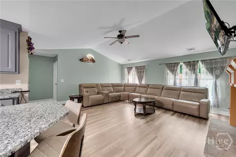 Living - 160 Morgan Way, Colbert, GA 30628 photo 1 of 3