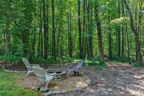 Exterior - 152 Thornhill Dr, Athens, GA 30607 photo 5 of 8