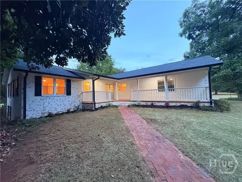 100 Williamsburg Ln, Athens, GA 30605