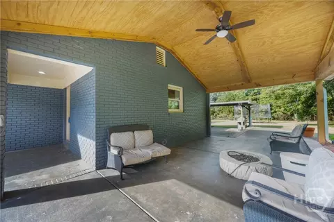 Exterior - 45 Smith Overhead Bridge Rd, Commerce, GA 30530 photo 4 of 17
