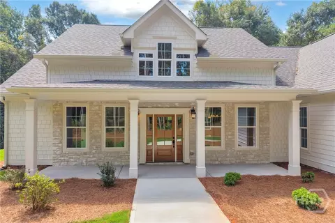 Exterior - 105 Carlan Rd, Commerce, GA 30530 photo 2 of 7