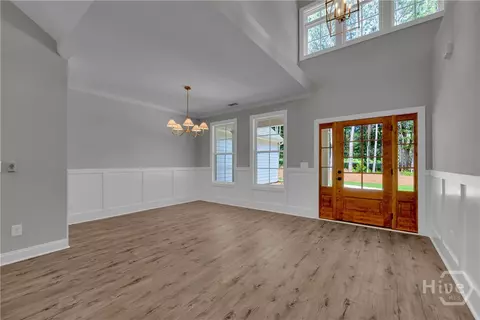 Entry Way - 105 Carlan Rd, Commerce, GA 30530 photo 3 of 11