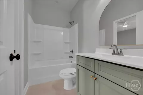Bath - 105 Carlan Rd, Commerce, GA 30530 photo 5 of 14