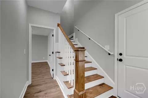 Entry Way - 105 Carlan Rd, Commerce, GA 30530 photo 7 of 8