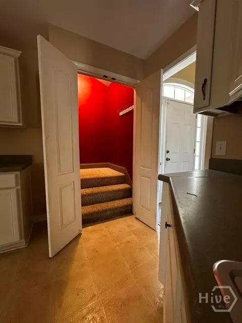 Entry Way - 260 Westgate Dr, Athens, GA 30607 photo 1 of 4