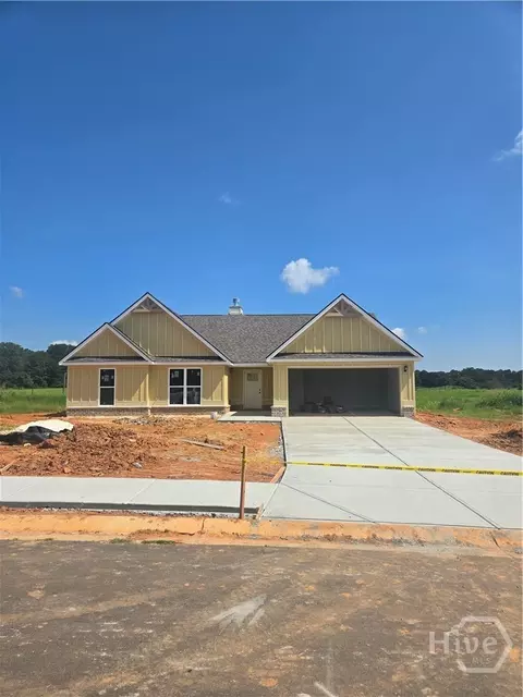 412 Seashell Ct #15, Statham, GA 30666