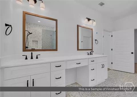 Bath - 754 Bellamy Rd, Lula, GA 30554 photo 5 of 6