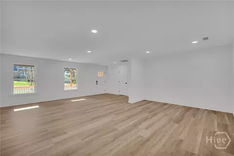 Living - 140 Benjamin Dr, Athens, GA 30606 photo 2 of 5