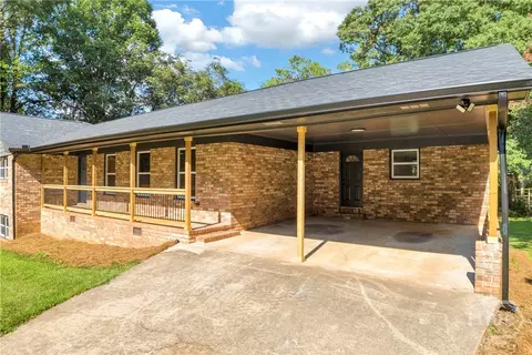 Exterior - 140 Benjamin Dr, Athens, GA 30606 photo 3 of 6