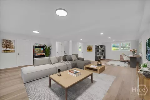 Living - 140 Benjamin Dr, Athens, GA 30606 photo 5 of 5