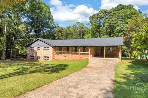 Exterior - 140 Benjamin Dr, Athens, GA 30606 photo 2 of 6