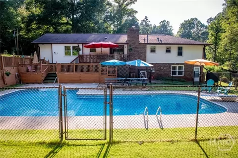Exterior - 104 Goddard Rd, Athens, GA 30607 photo 8 of 20