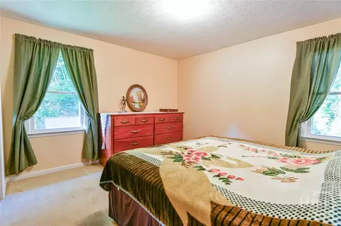 Bedroom - 104 Goddard Rd, Athens, GA 30607 photo 2 of 7