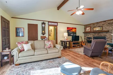 Living - 104 Goddard Rd, Athens, GA 30607 photo 1 of 5