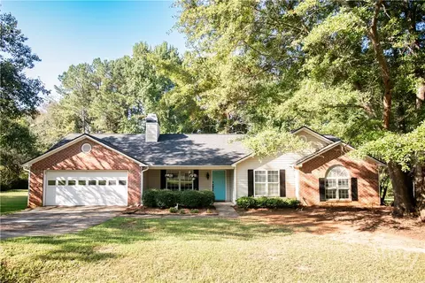 121 Summerplace Dr, Winterville, GA 30683