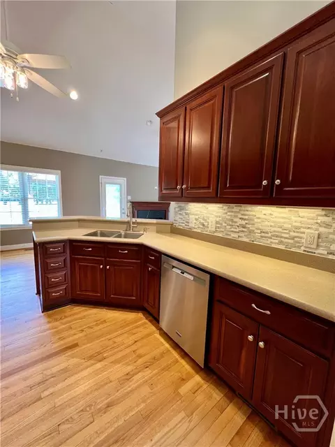 Kitchen - 75 Kristin Ct, Colbert, GA 30628 photo 4 of 5