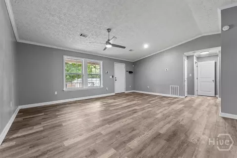 Living - 566 Shadowmoor Cir, Thomson, GA 30824 photo 3 of 4