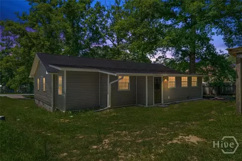 Exterior - 566 Shadowmoor Cir, Thomson, GA 30824 photo 5 of 9