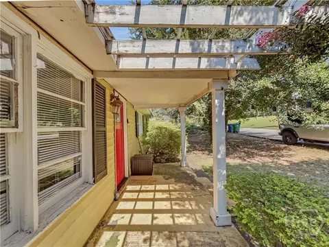 Exterior - 1748 Broad St E, Athens, GA 30601 photo 9 of 9