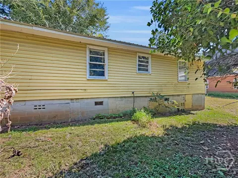 Exterior - 1748 Broad St E, Athens, GA 30601 photo 6 of 9