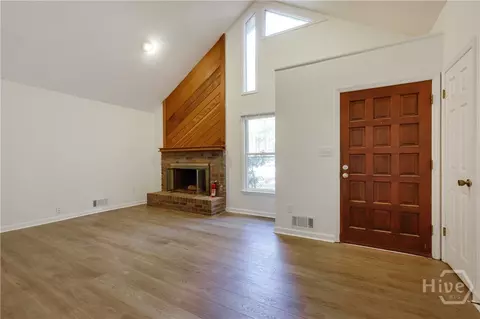 Living - 110 Flannigans Pl, Athens, GA 30605 photo 1 of 5