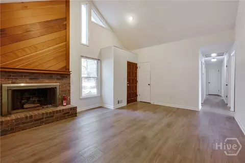 Living - 110 Flannigans Pl, Athens, GA 30605 photo 3 of 5