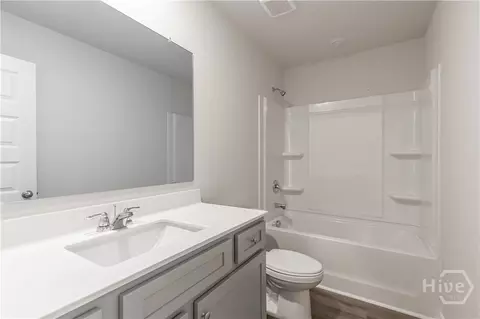Bath - 912 Stow Ln, Monroe, GA 30655 photo 2 of 2