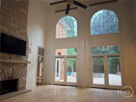 Living - 1171 River Run, Bishop, GA 30621 photo 4 of 11