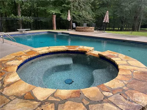Exterior - 1171 River Run, Bishop, GA 30621 photo 4 of 23