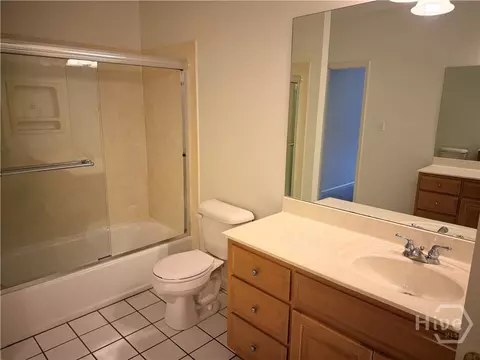 Bath - 1171 River Run, Bishop, GA 30621 photo 6 of 6