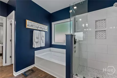 Bath - 210 Masters Way, Athens, GA 30607 photo 3 of 5