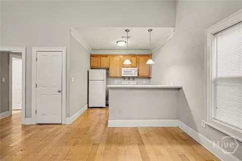 Living - 103 E Paces Dr, Athens, GA 30605 photo 3 of 5