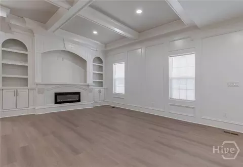Living - 540 Sunset Ave, Comer, GA 30629 photo 2 of 10
