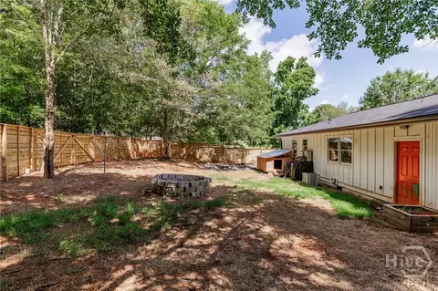 Exterior - 348 Alberta Dr, Colbert, GA 30628 photo 2 of 2