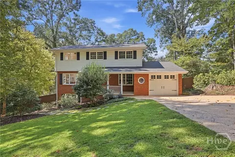 Exterior - 120 Maple Ln, Athens, GA 30606 photo 2 of 11