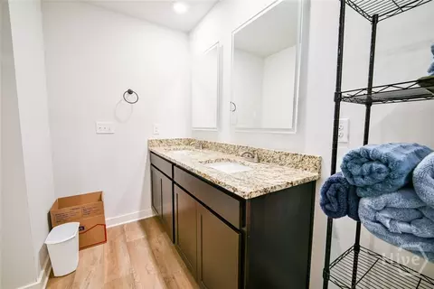 Bath - 103 Clarks Ct, Jackson, GA 30233 photo 6 of 6
