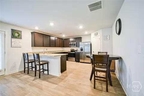 Kitchen - 103 Clarks Ct, Jackson, GA 30233 photo 1 of 3