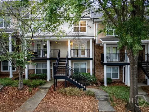 1035 Barnett Shoals Rd #131, Athens, GA 30605