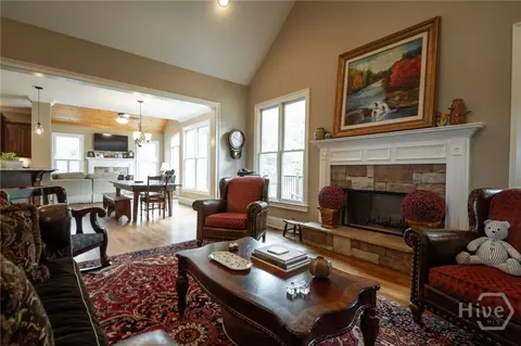 Living - 1792 Boulder Springs Dr, Bishop, GA 30621 photo 3 of 6