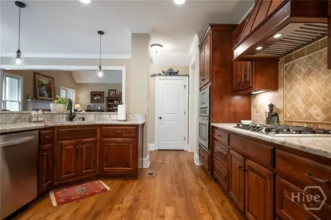 Kitchen - 1792 Boulder Springs Dr, Bishop, GA 30621 photo 2 of 5