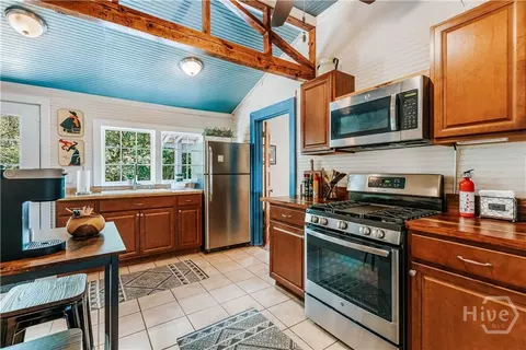 Kitchen - 186 First St, Athens, GA 30601 photo 1 of 3