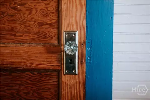 Entry Way - 186 First St, Athens, GA 30601 photo 1 of 1