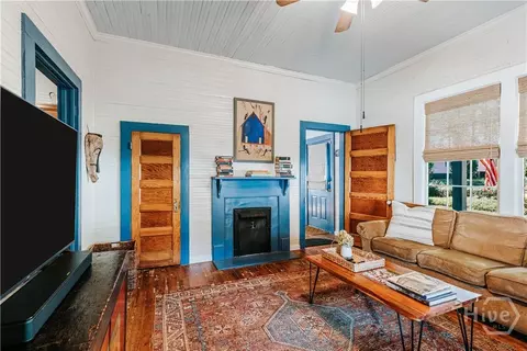 Living - 186 First St, Athens, GA 30601 photo 2 of 3