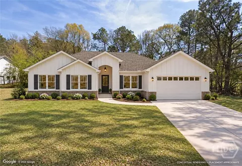 3584 Saddlebrook Dr, Loganville, GA 30052