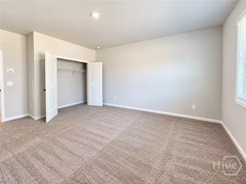 Bedroom - 174 Eagles Crest Dr, Commerce, GA 30529 photo 3 of 5