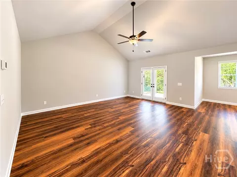 Living - 174 Eagles Crest Dr, Commerce, GA 30529 photo 2 of 2