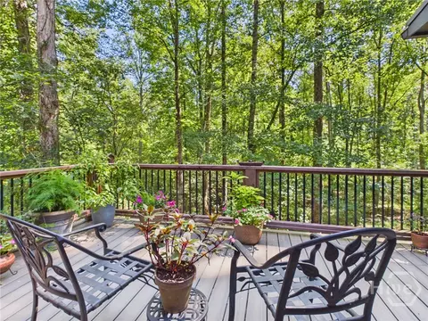 Exterior - 1851 Rays Church Rd, Bishop, GA 30621 photo 5 of 6