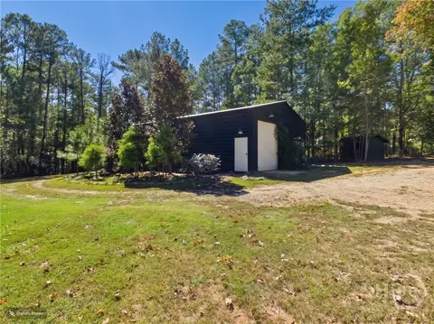 Exterior - 1851 Rays Church Rd, Bishop, GA 30621 photo 6 of 6