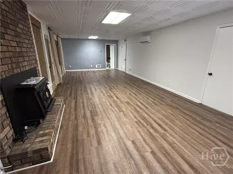 Living - 650 Woodside Rd, Athens, GA 30606 photo 5 of 6