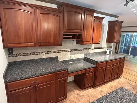 Kitchen - 650 Woodside Rd, Athens, GA 30606 photo 8 of 11
